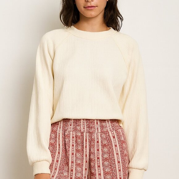 Nicely used  Brand: Knox Rose,  Red and White Patterned Shorts with pockets - Picture 1 of 6